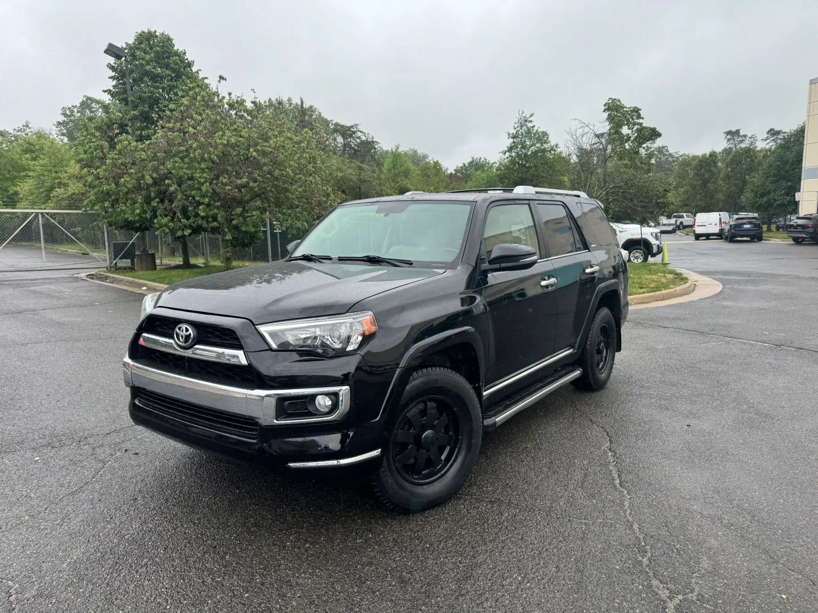 Used 2015 Toyota 4Runner Limited AWD/4WD image 5
