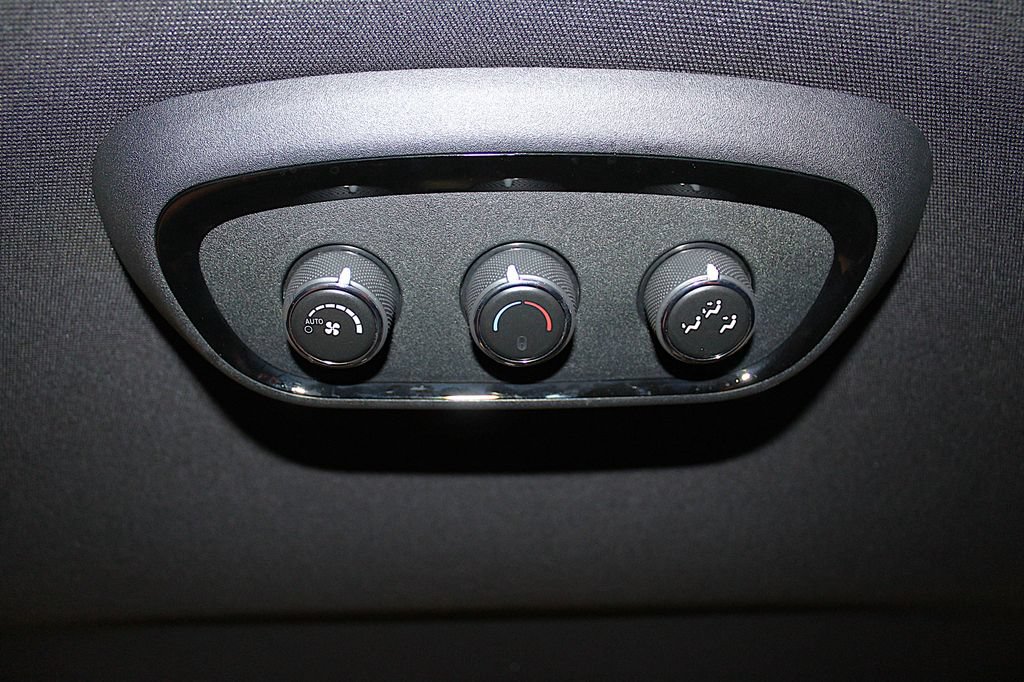 Certified 2025 Dodge Durango GT AWD/4WD image 38