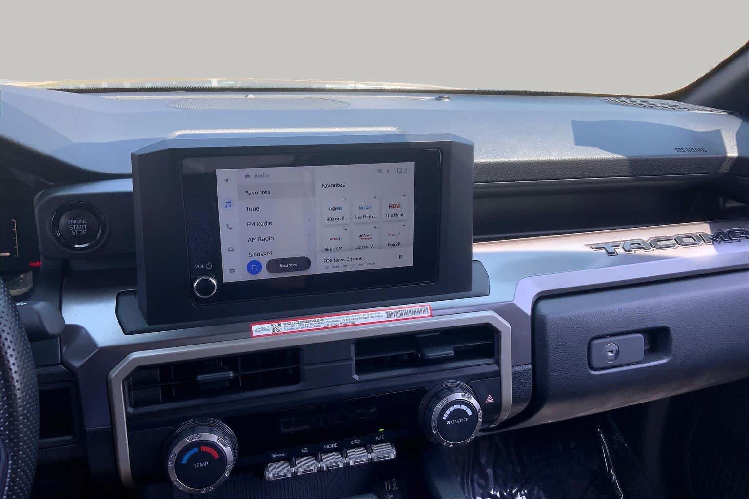 Used 2025 Toyota Tacoma SR5 AWD/4WD image 7