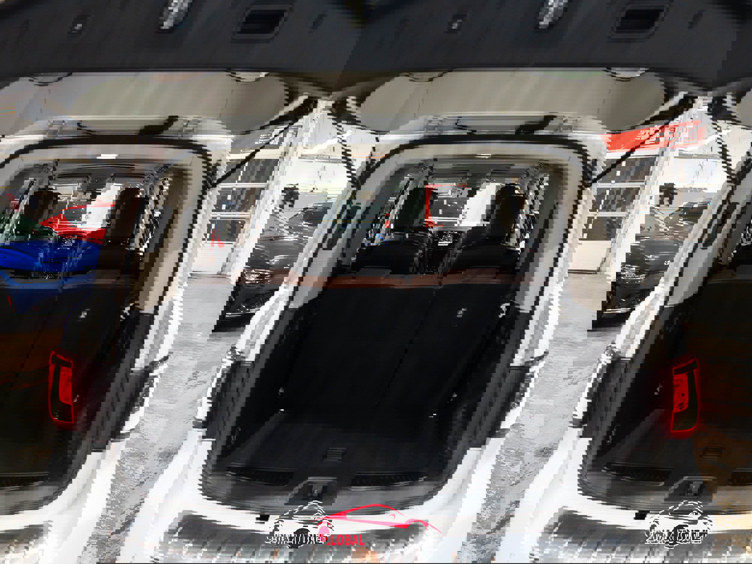 Used 2021 INFINITI QX80 Premium Select w/ All-Season Package image 50