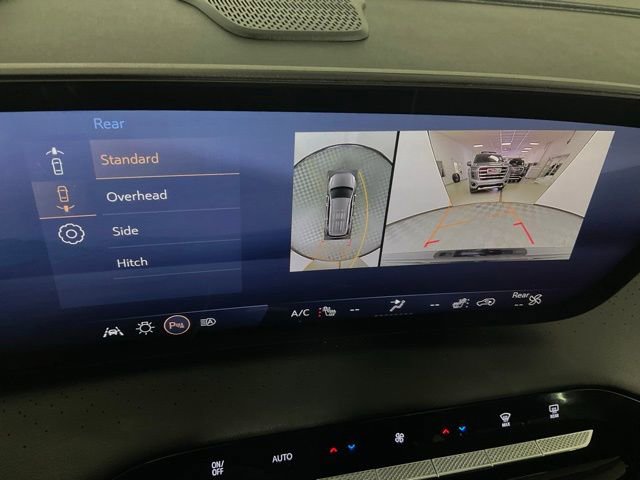 Used 2025 Buick Enclave Avenir w/ Super Cruise Package image 9