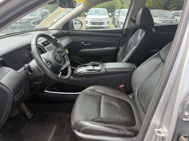Used 2023 Hyundai Tucson Limited AWD/4WD image 16