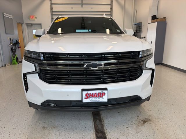 Used 2022 Chevrolet Suburban RST w/ Luxury Package AWD/4WD image 4