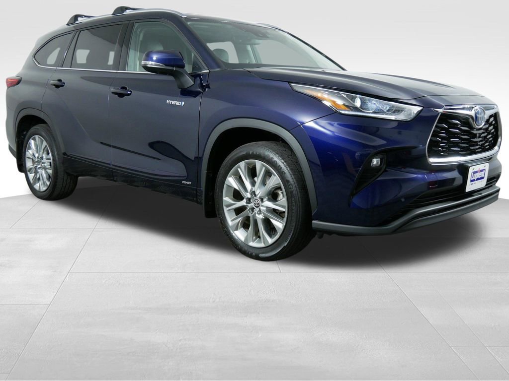 Used 2021 Toyota Highlander Limited AWD/4WD image 2