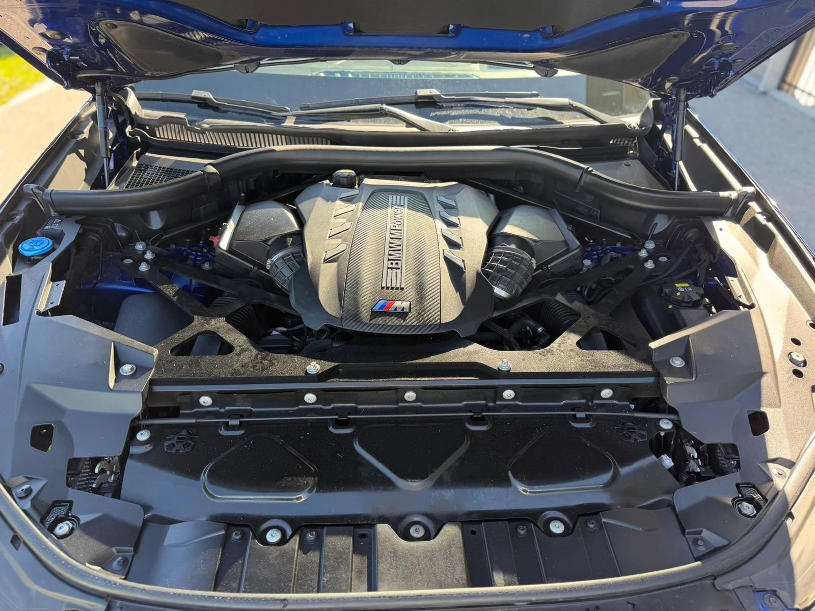 Used 2021 BMW X5 M AWD/4WD image 25