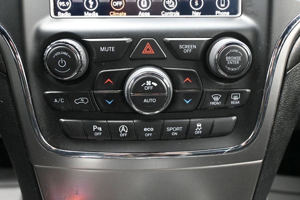 Used 2018 Jeep Grand Cherokee Altitude AWD/4WD image 18