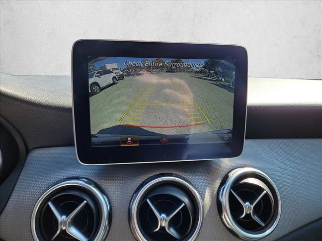 Used 2020 Mercedes-Benz GLA 250 4MATIC image 14