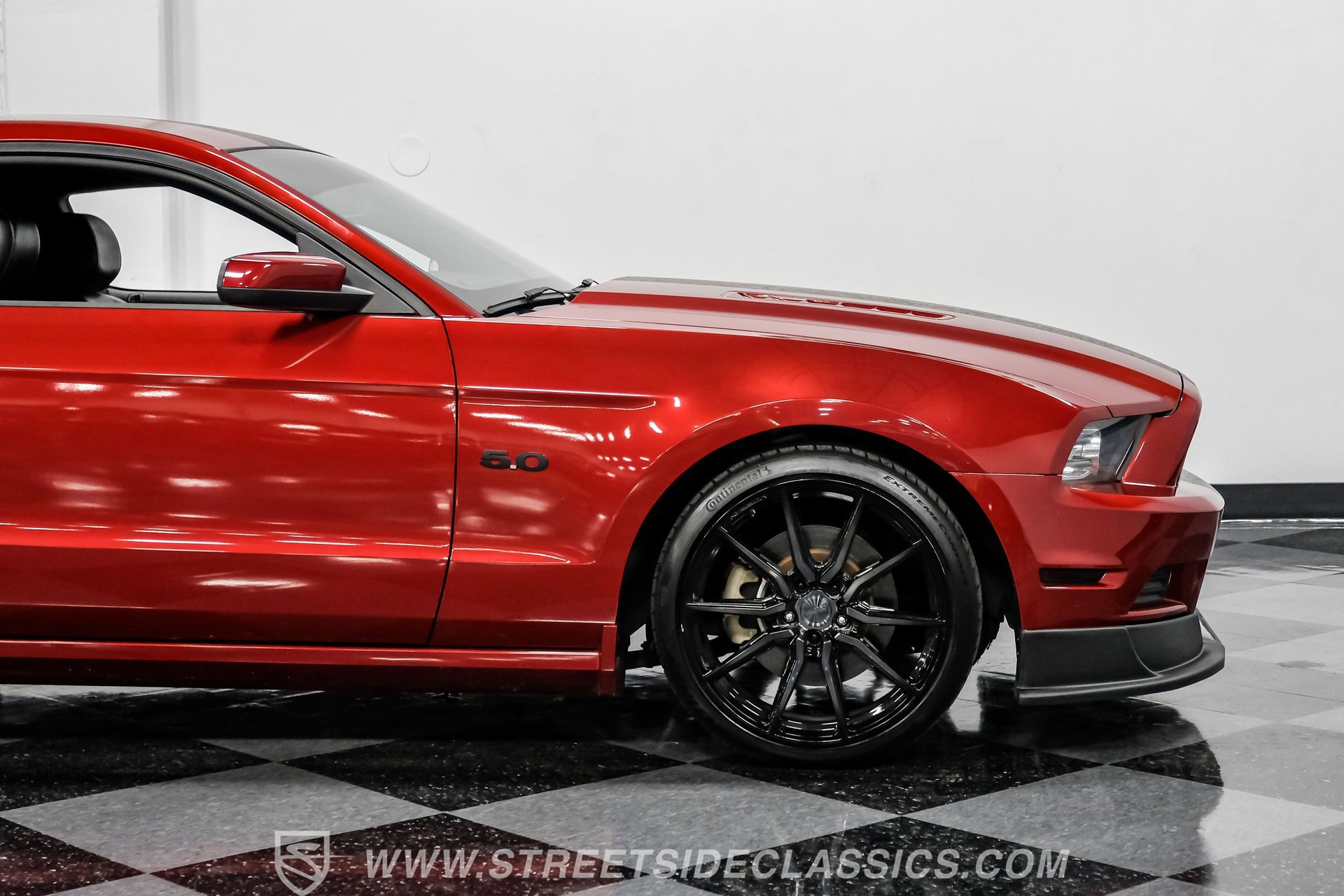 Used 2014 Ford Mustang GT Premium RWD image 30