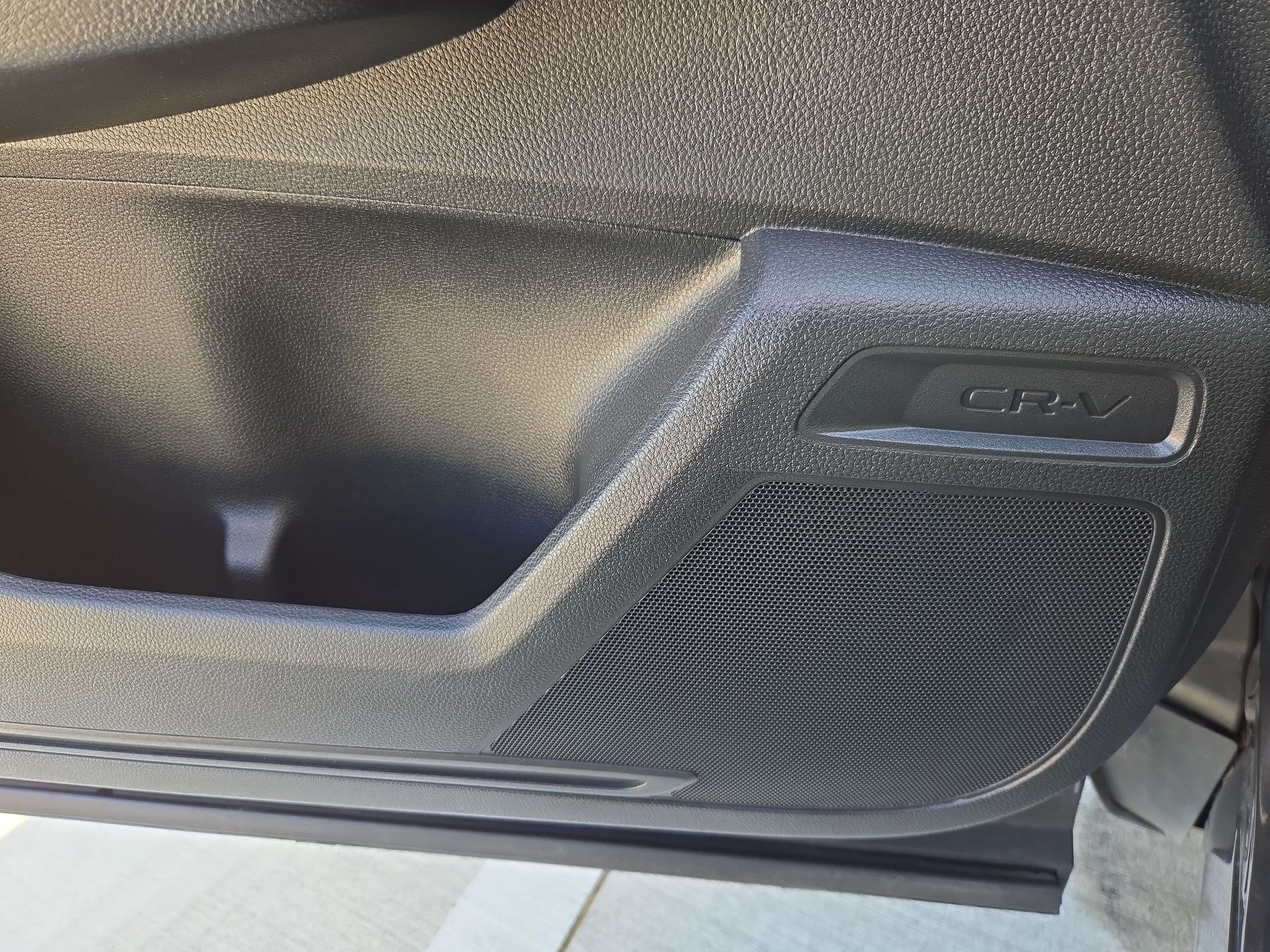 Used 2025 Honda CR-V EX-L image 14
