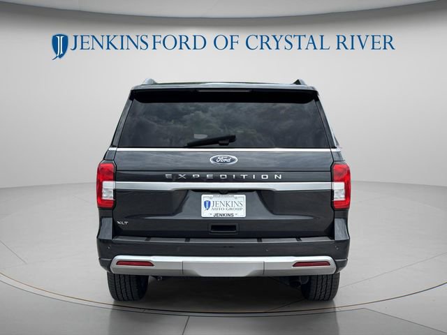 Used 2024 Ford Expedition XLT RWD image 5