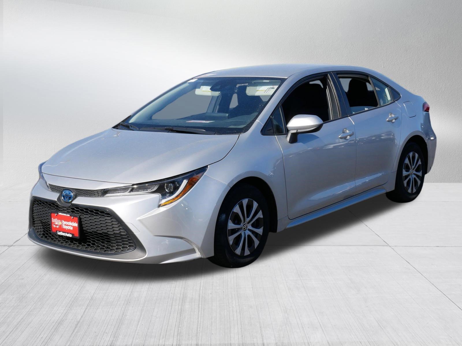 Certified 2022 Toyota Corolla LE FWD image 3