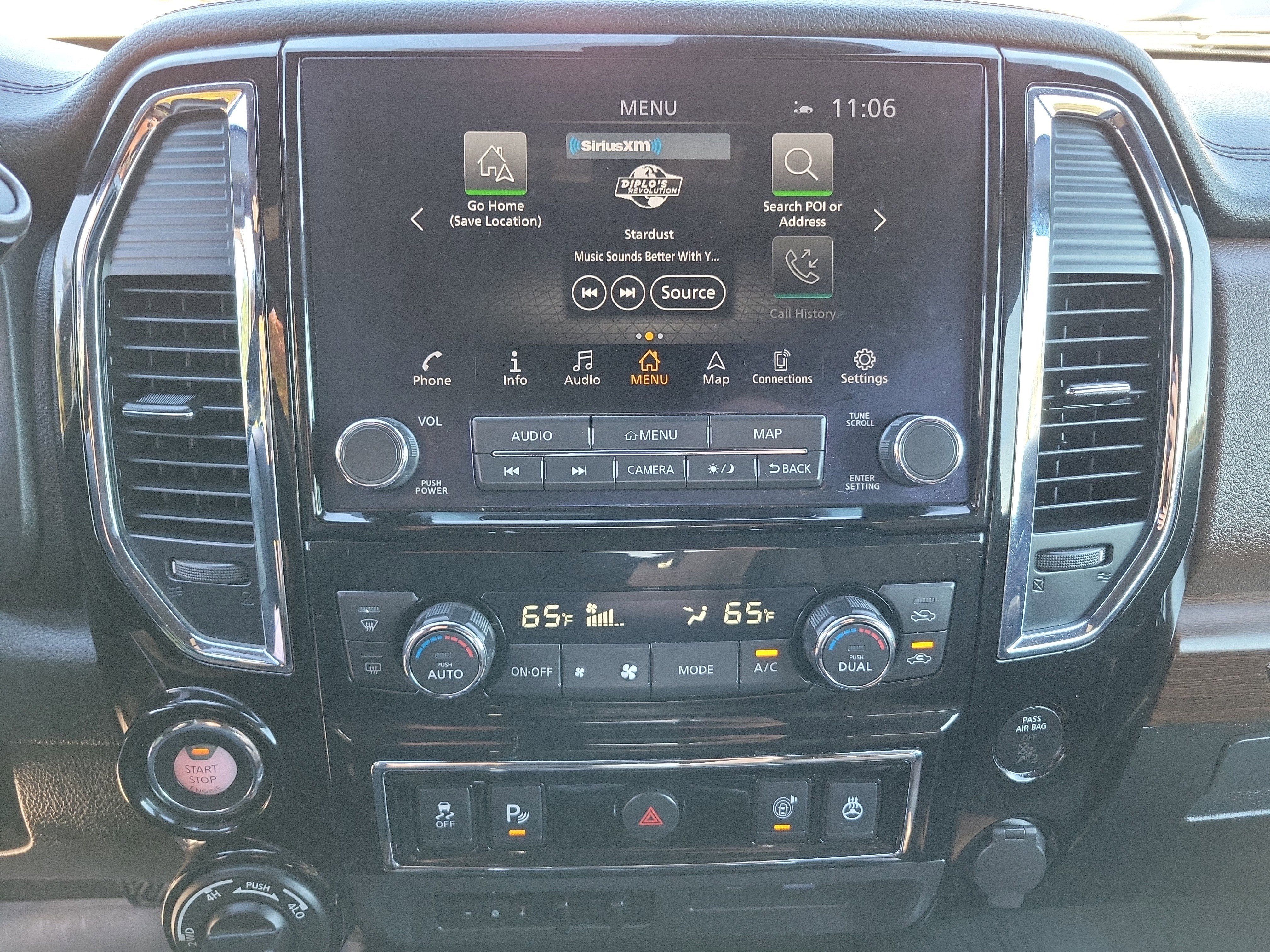 Used 2023 Nissan Titan Platinum Reserve w/ Moonroof Package image 9