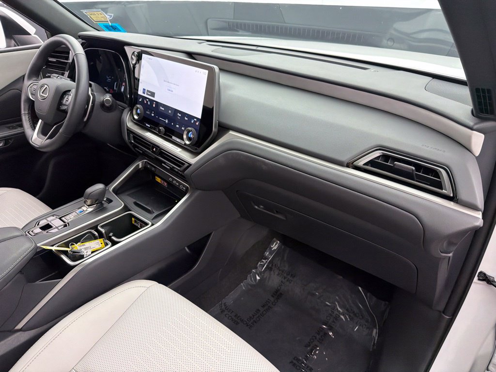 Used 2026 Lexus TX 350 AWD w/ Technology Package image 27