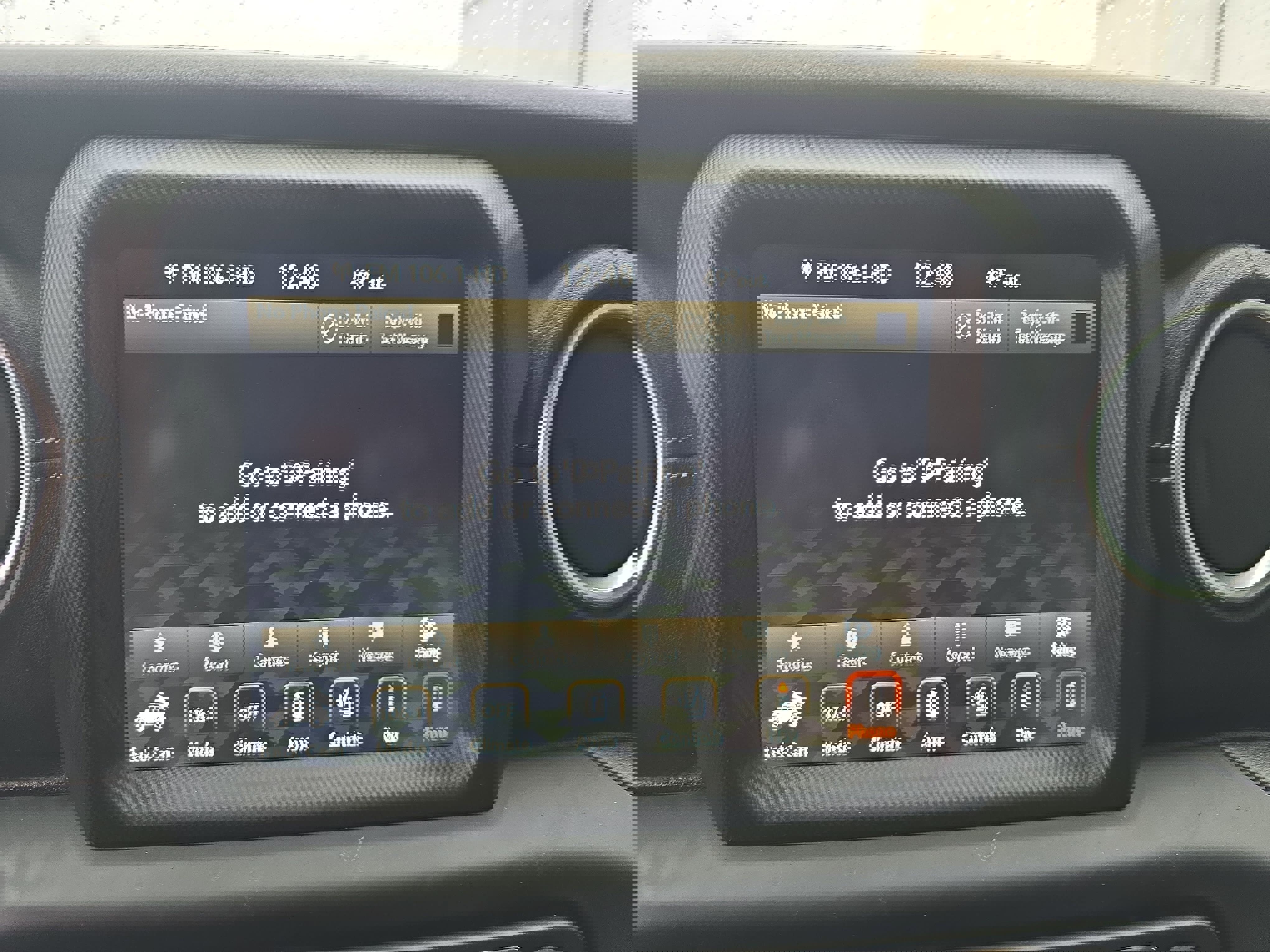 Used 2019 Jeep Wrangler Unlimited Sahara image 24