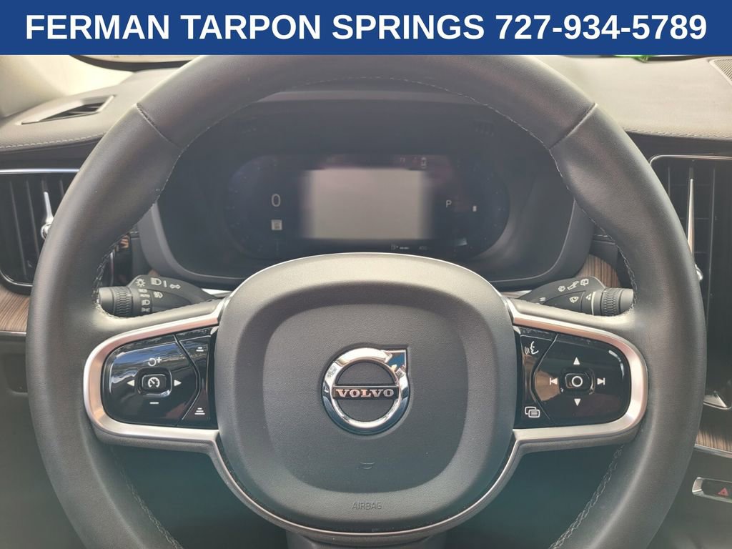 Certified 2023 Volvo XC60 B5 Ultimate w/ Climate Package image 28