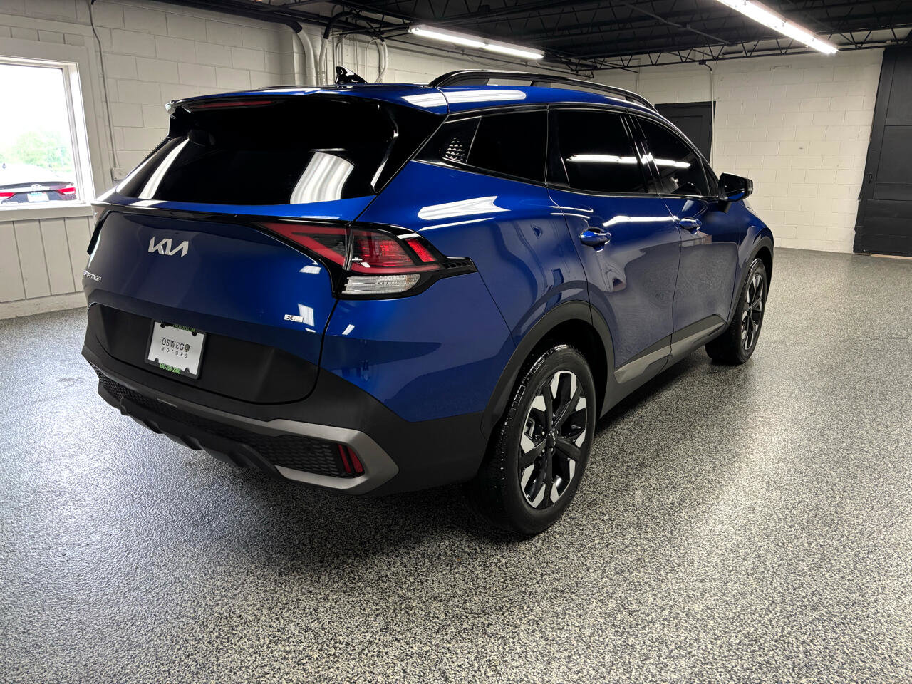 Used 2023 Kia Sportage X-Line w/ X-Line Premium Package image 4