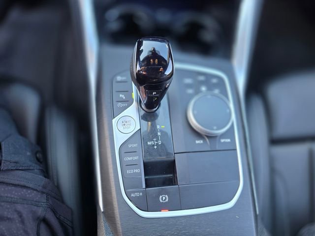 Used 2022 BMW 430i Coupe w/ M Sport Package RWD image 29