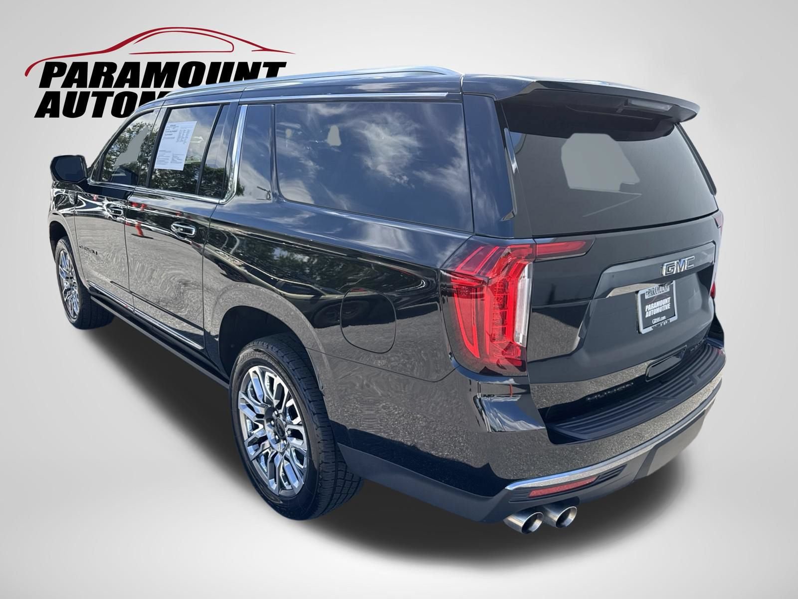 Used 2024 GMC Yukon XL Denali Ultimate AWD/4WD image 5