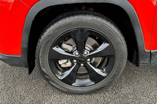 Used 2021 Jeep Cherokee Latitude Plus image 27