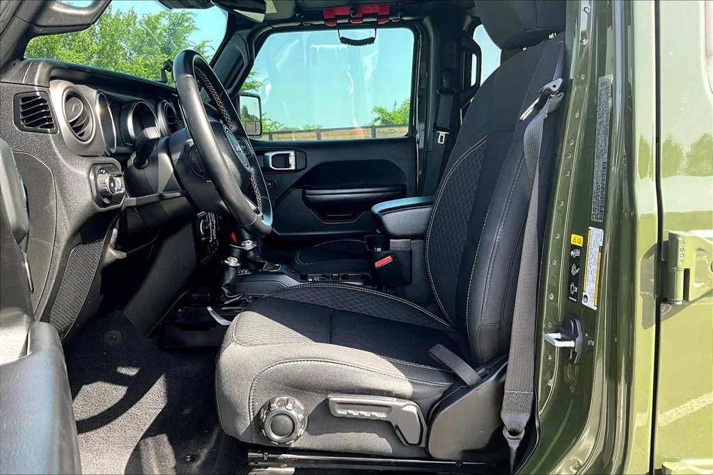 Used 2021 Jeep Wrangler Unlimited Sport AWD/4WD image 27