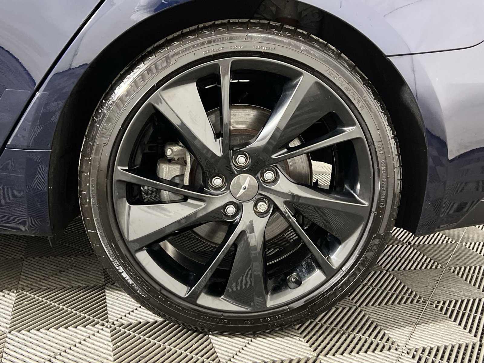 Used 2023 Genesis G70 2.0T w/ Sport Prestige Package image 8