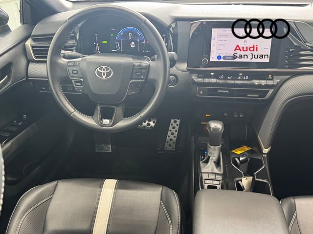 Used 2025 Toyota Camry SE image 29