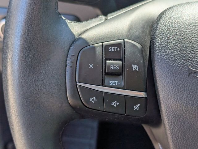 Used 2022 Ford Escape SE w/ SE Sport Appearance Package image 29