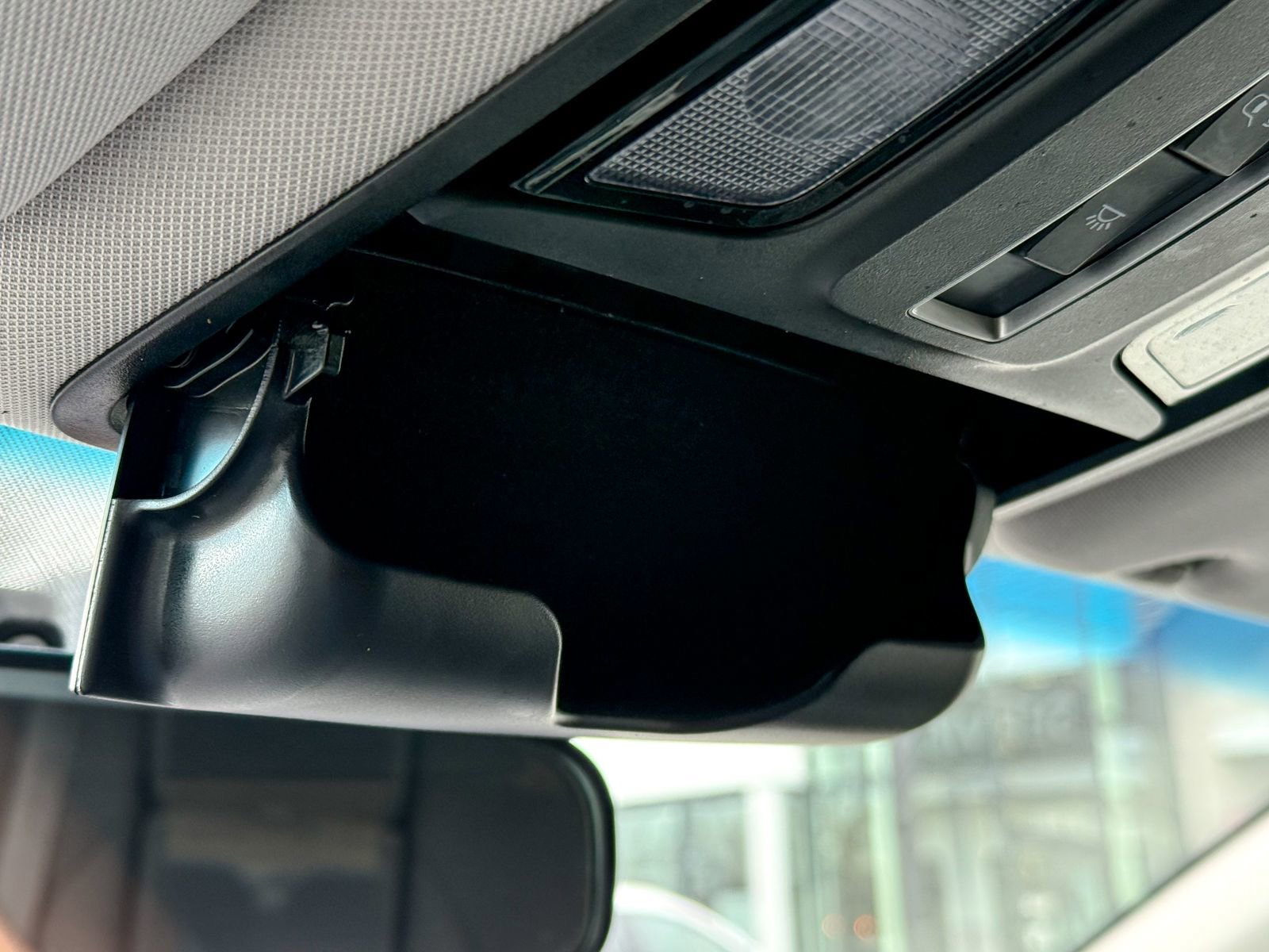 Certified 2020 Kia Sorento LX image 32