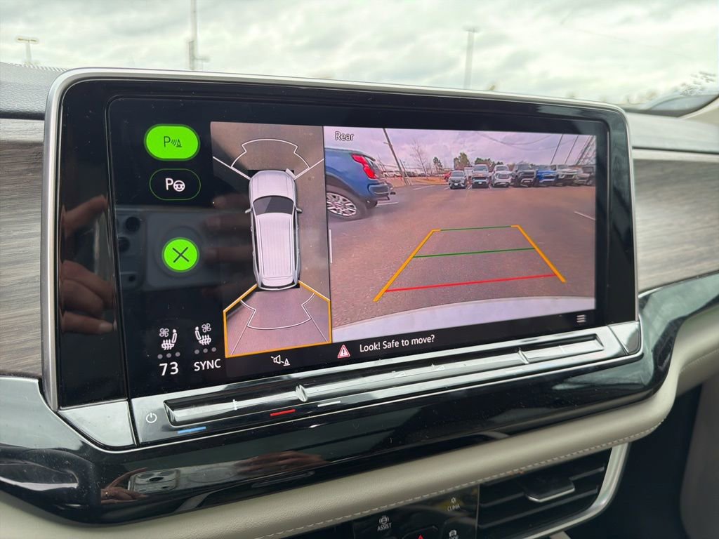 Used 2024 Volkswagen Atlas SEL Premium R-Line image 20