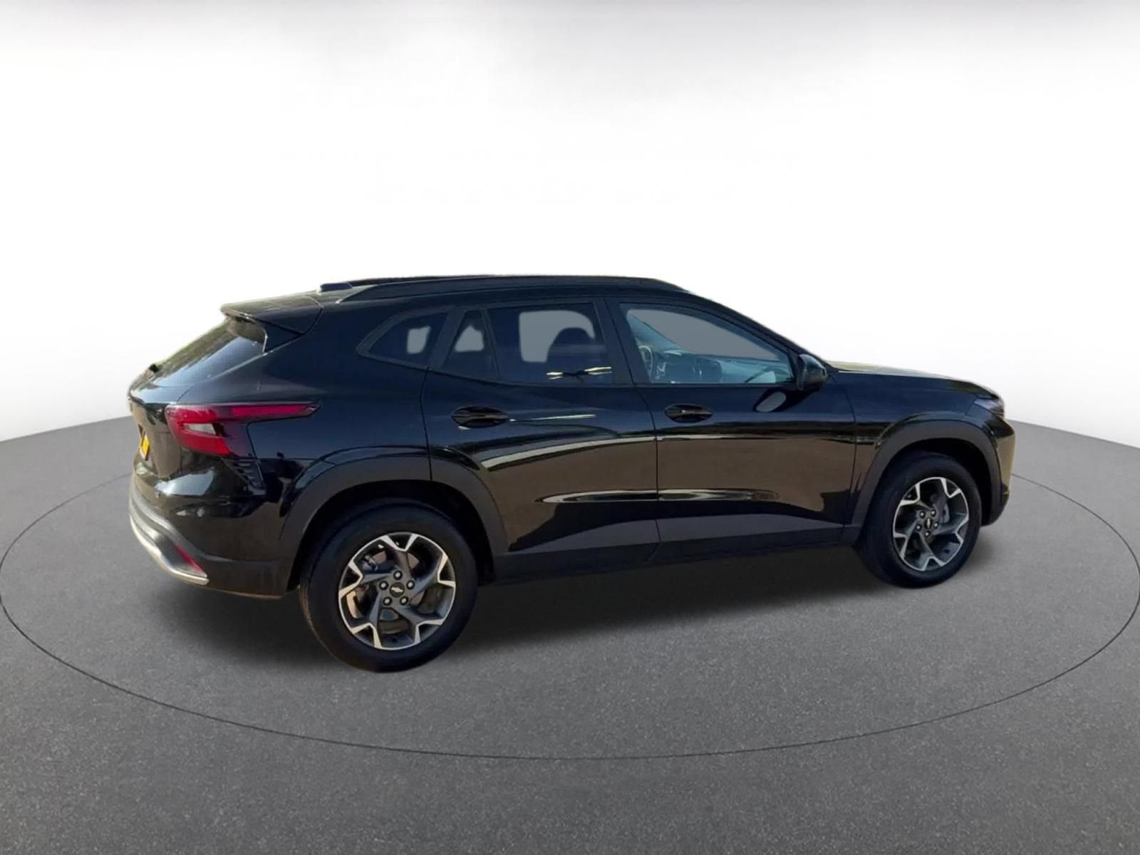 Used 2025 Chevrolet Trax LT w/ LT Convenience Package FWD image 15