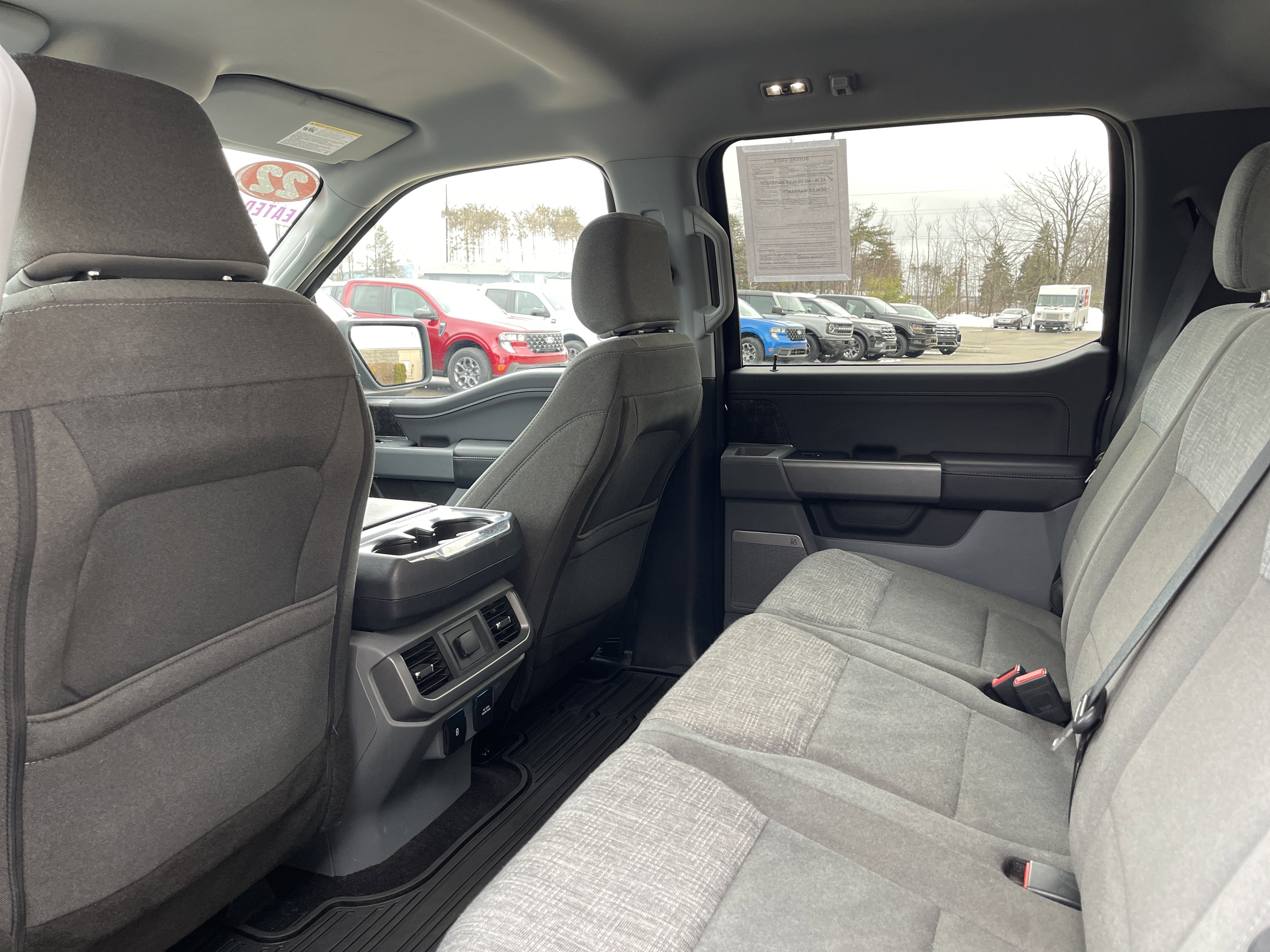 Used 2022 Ford F150 XLT w/ Equipment Group 302A High image 10