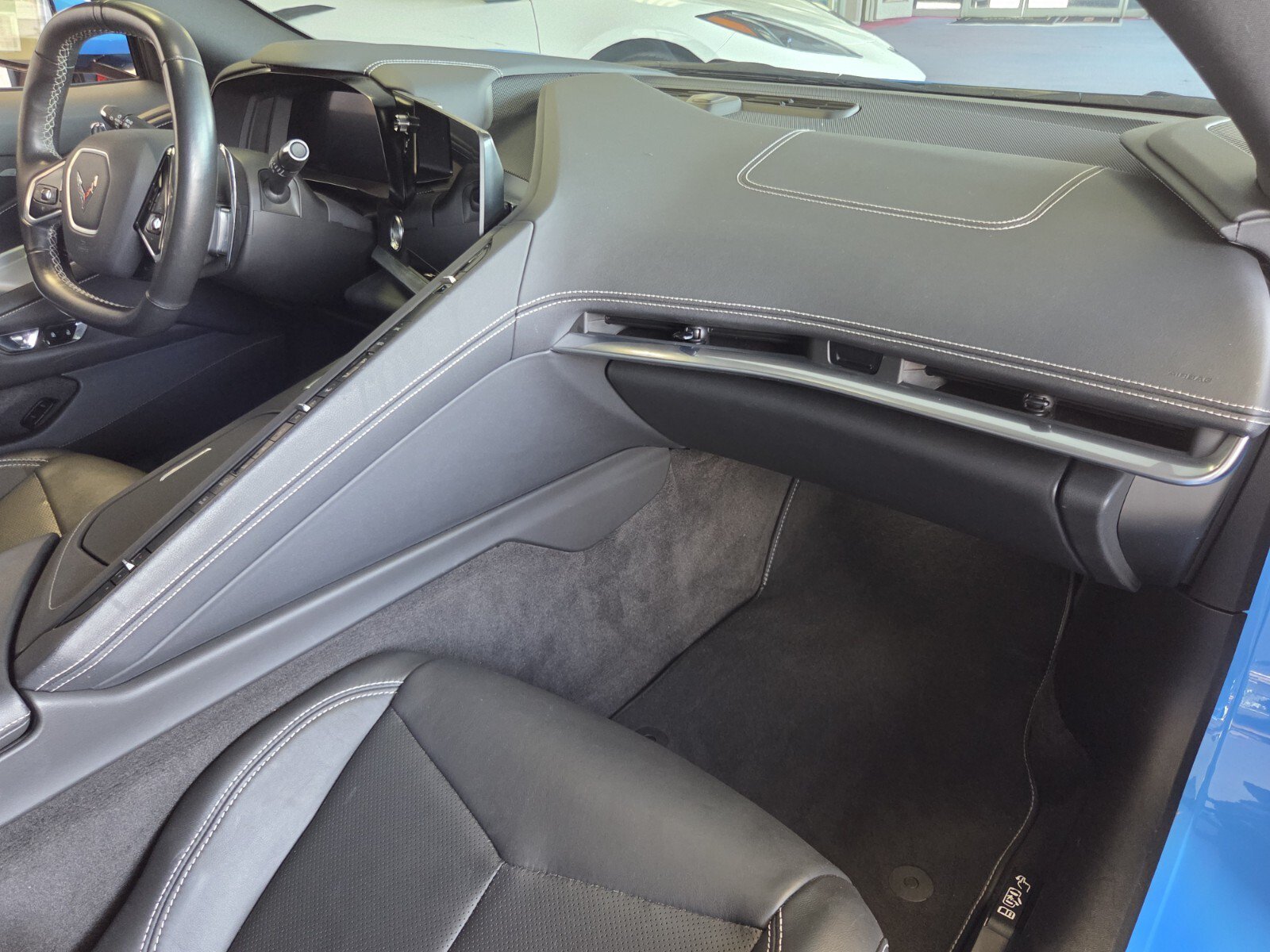 Used 2024 Chevrolet Corvette Stingray Coupe w/ 1LT RWD image 16