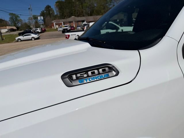 New 2026 RAM 1500 4x4 Crew Cab image 5