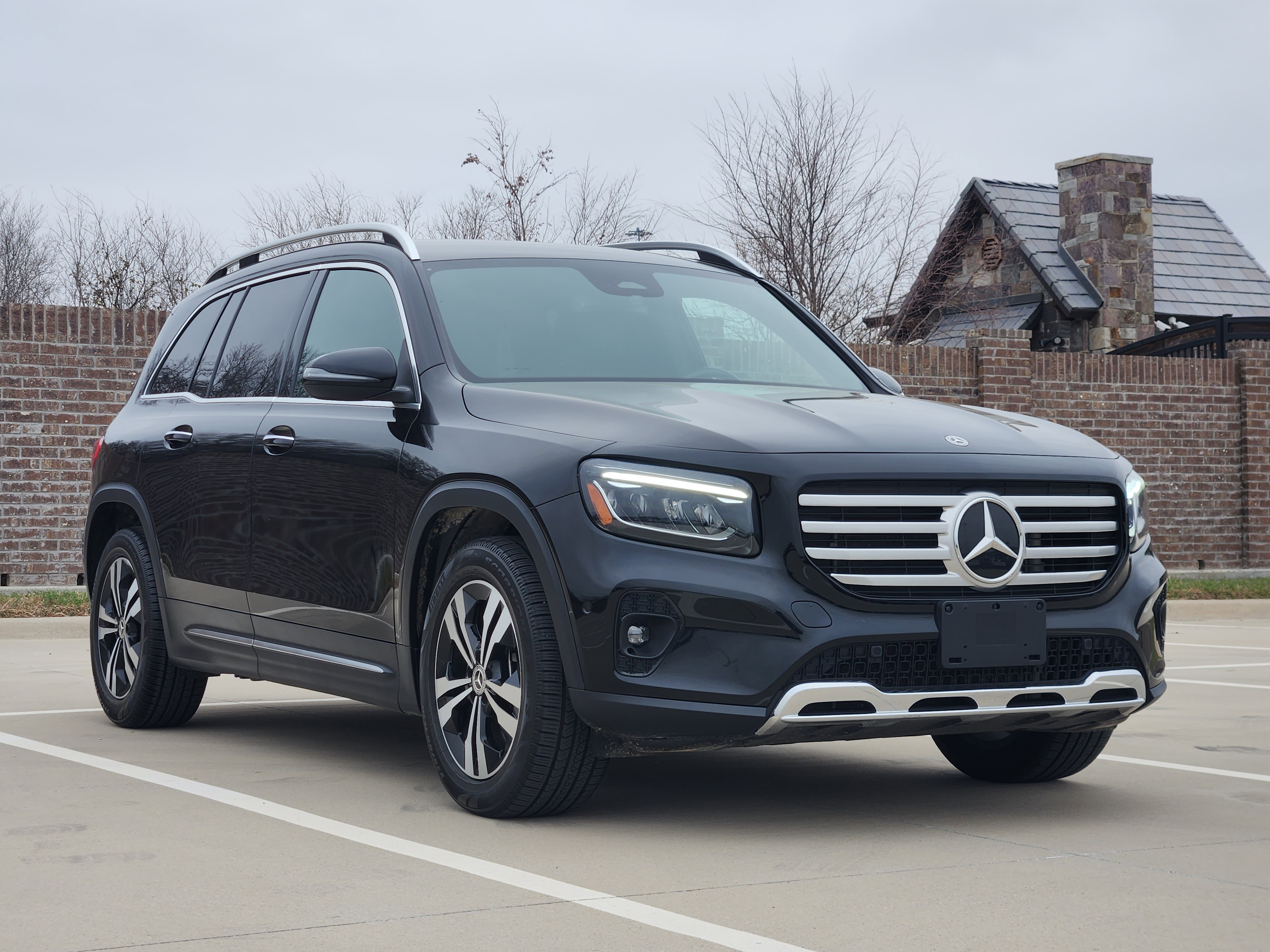 Used 2024 Mercedes-Benz GLB 250 4MATIC image 4