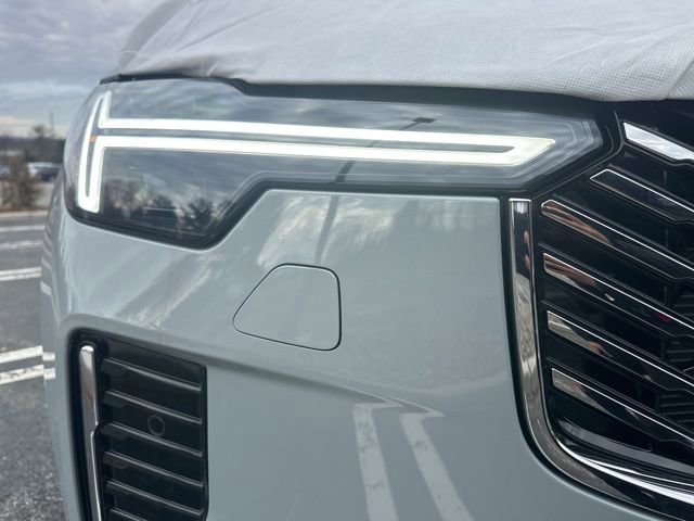 New 2026 Volvo XC90 B6 Ultra w/ Protection Package image 10