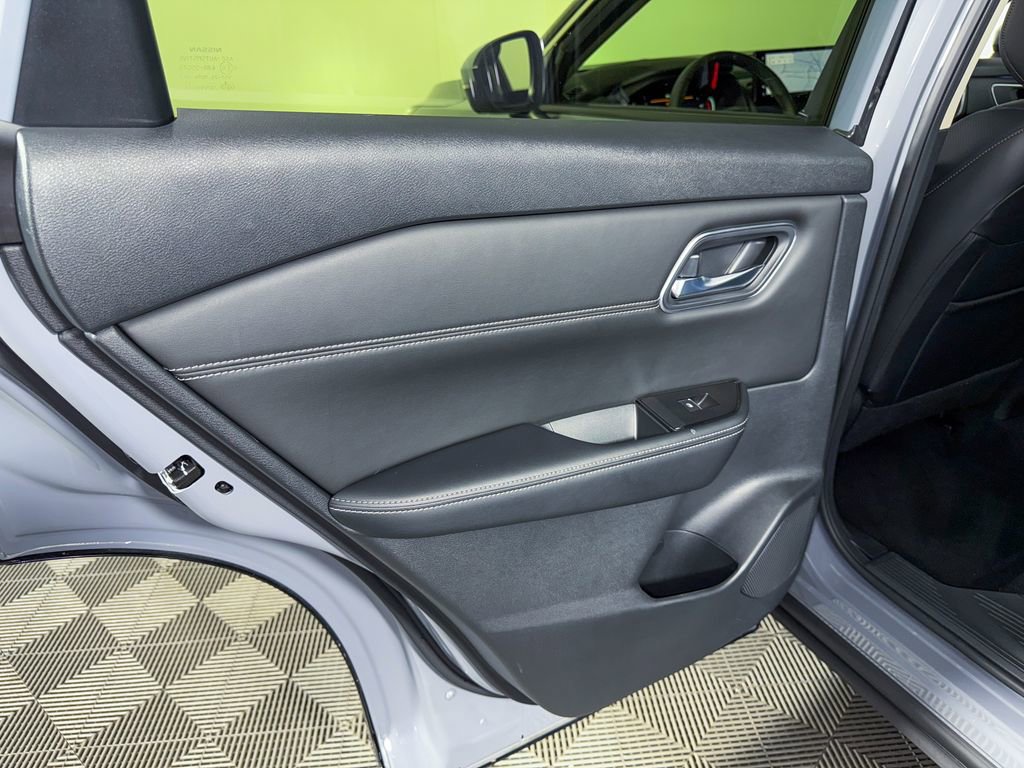 Certified 2024 Nissan Rogue Platinum image 50