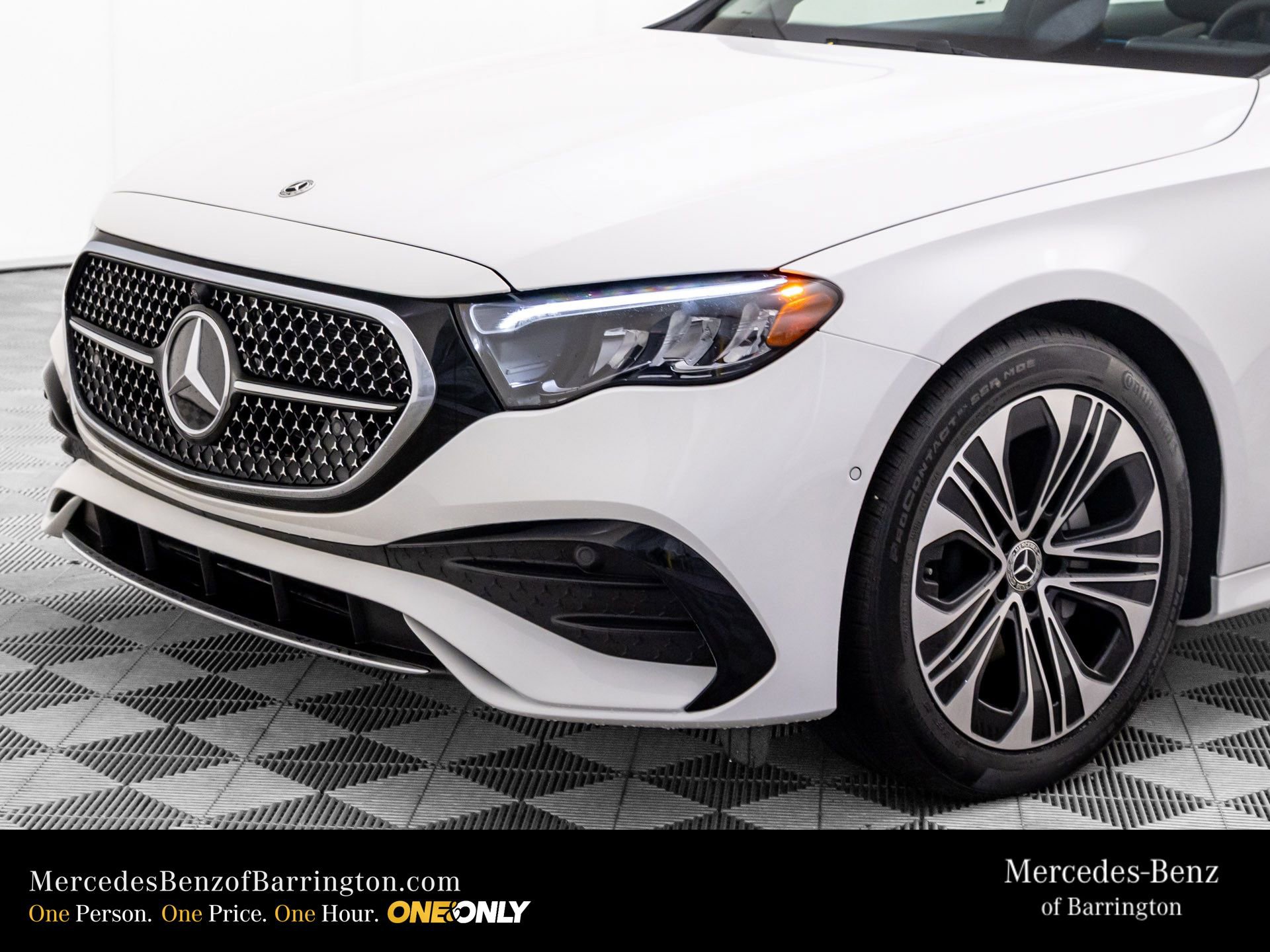 New 2026 Mercedes-Benz E 350 4MATIC Sedan image 39