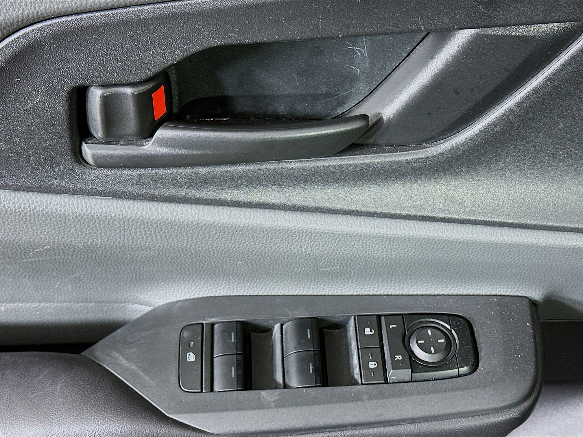 Used 2024 Toyota Prius LE image 15