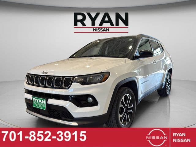 Used 2024 Jeep Compass Limited AWD/4WD image 12