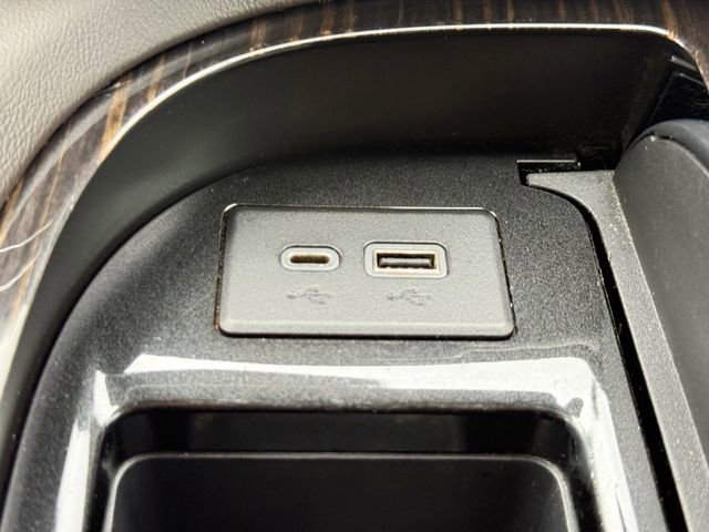 Used 2021 Cadillac Escalade ESV Sport w/ Driver Assist Tech Package image 6