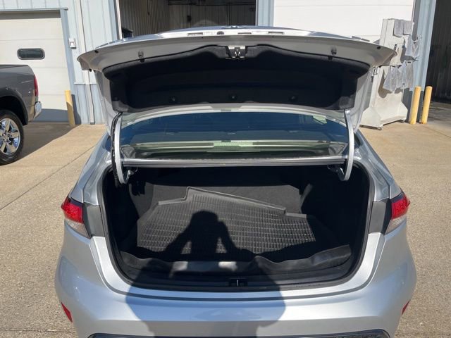 Used 2022 Toyota Corolla SE w/ SE Premium Package FWD image 22