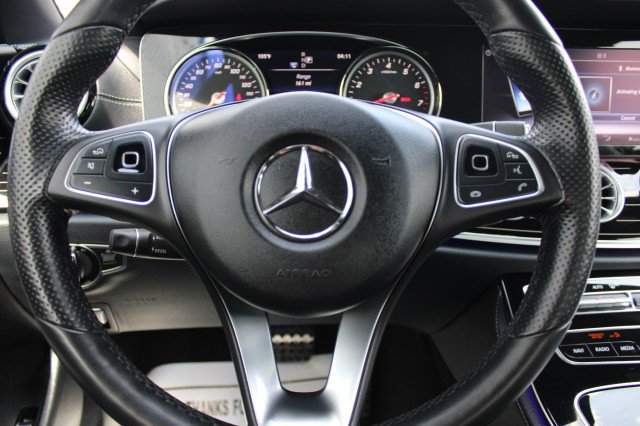 Used 2018 Mercedes-Benz E 400 4MATIC Cabriolet image 23