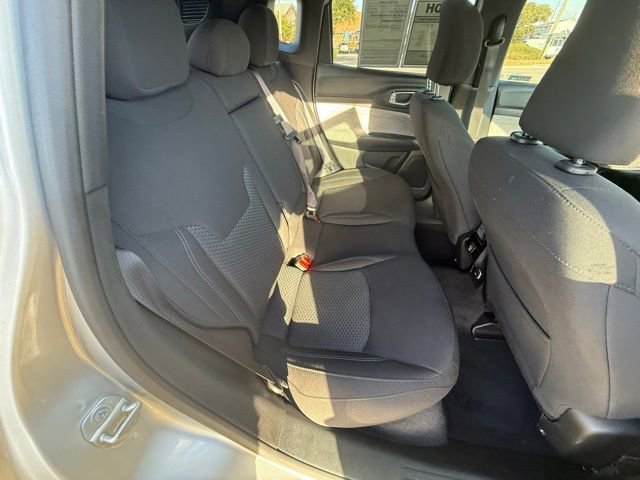 Used 2024 Jeep Compass Sport image 12