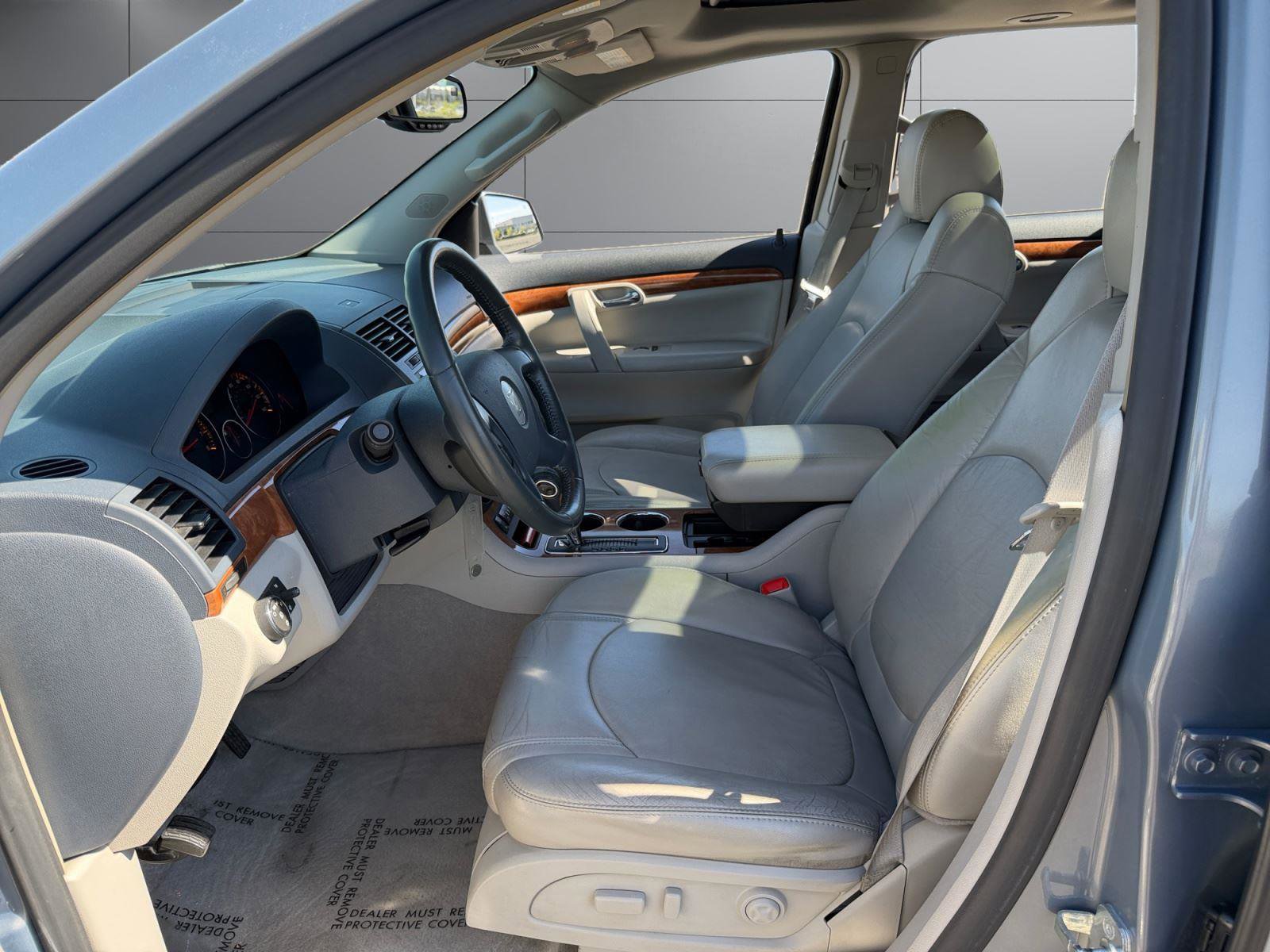 Used 2008 Saturn Outlook XR w/ Premium Trim Package image 17