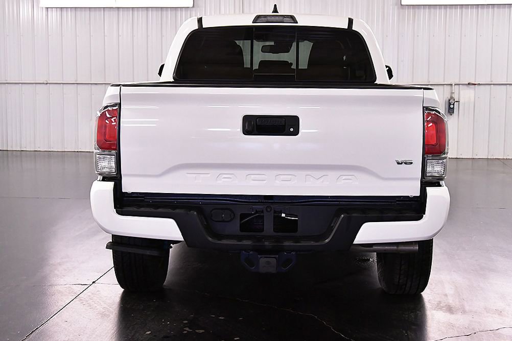 Used 2023 Toyota Tacoma TRD Sport image 7