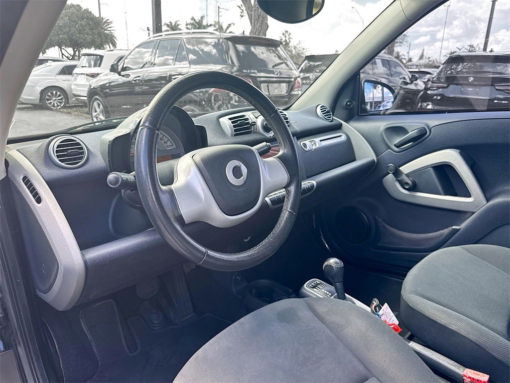 Used 2014 smart fortwo pure image 10