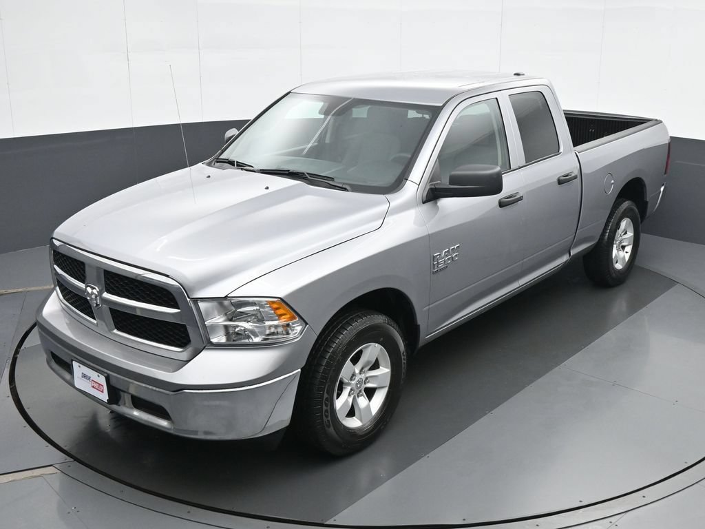 Used 2024 RAM 1500 Classic SLT AWD/4WD image 16