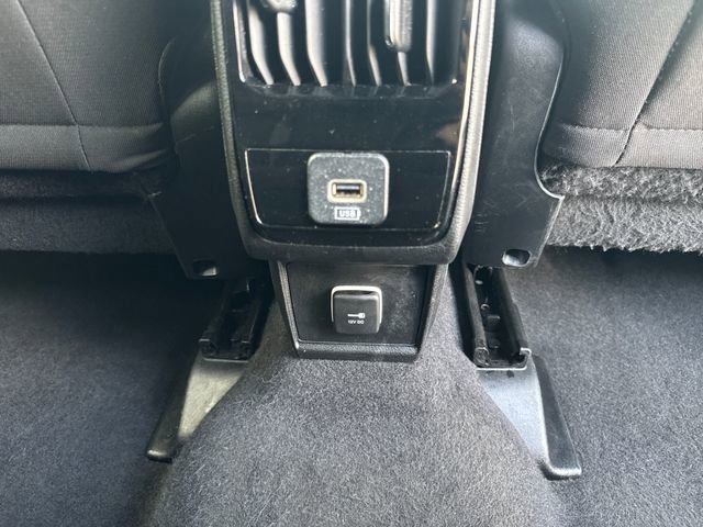 Used 2024 Jeep Compass Sport image 32