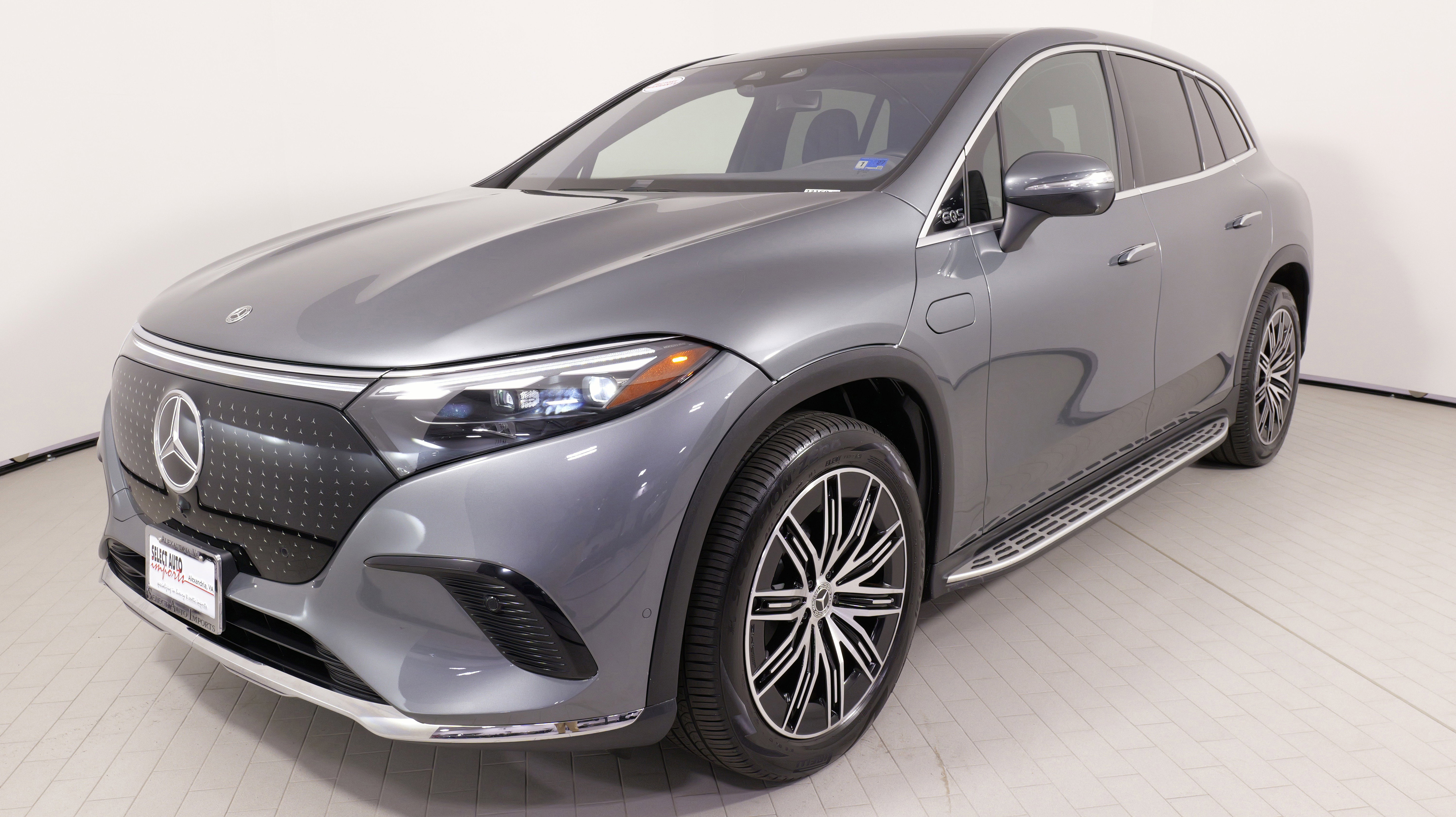 Used 2024 Mercedes-Benz EQS 450+ 4MATIC SUV image 3