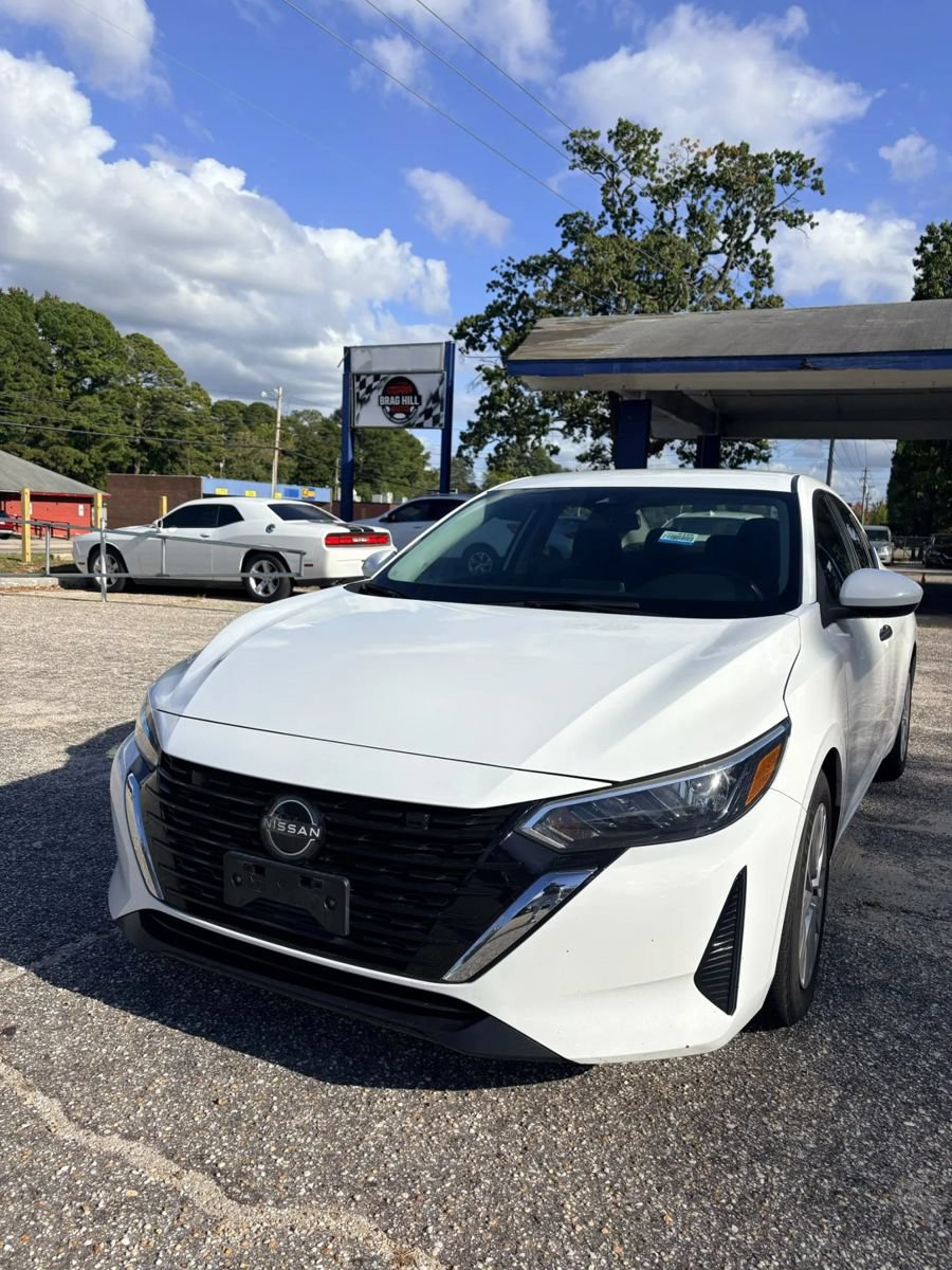 Used 2024 Nissan Sentra S FWD image 3